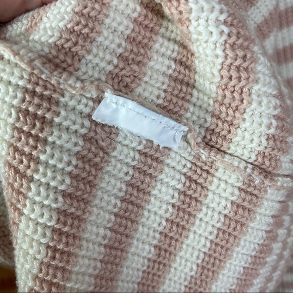 J. Crew Pinky/Beige & Ivory Striped Sweater Size Medium - Picture 4 of 5